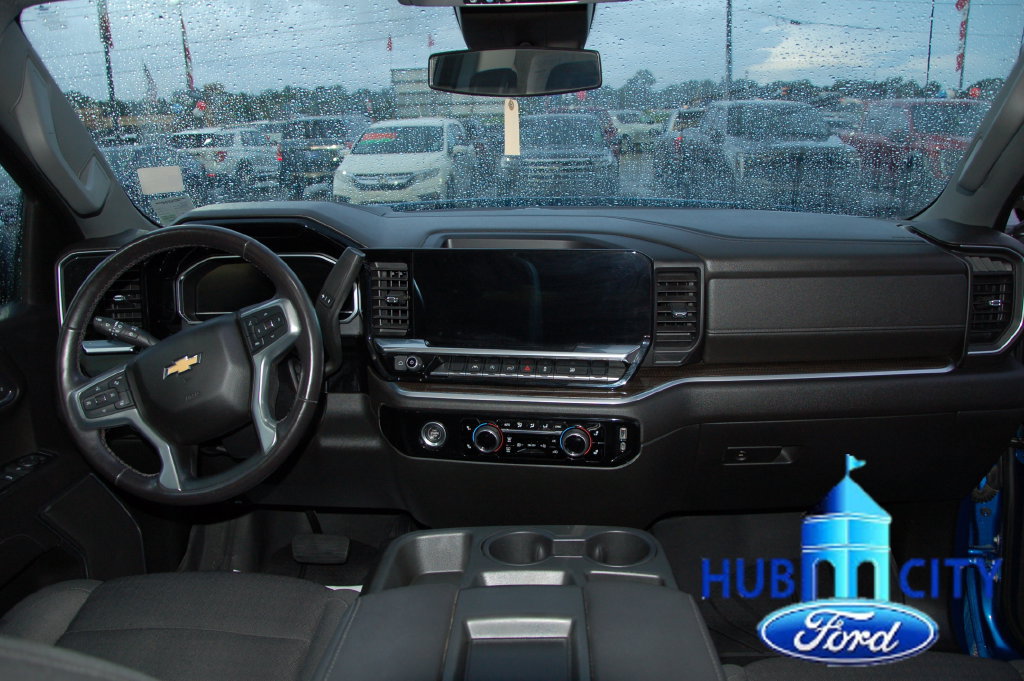 Used 2022 Chevrolet Silverado 1500 LT RWD image 18