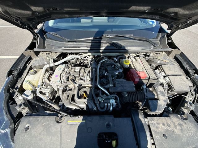 Used 2025 Nissan Sentra SV image 36