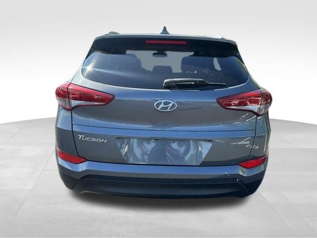 Used 2017 Hyundai Tucson SE Plus AWD/4WD image 6