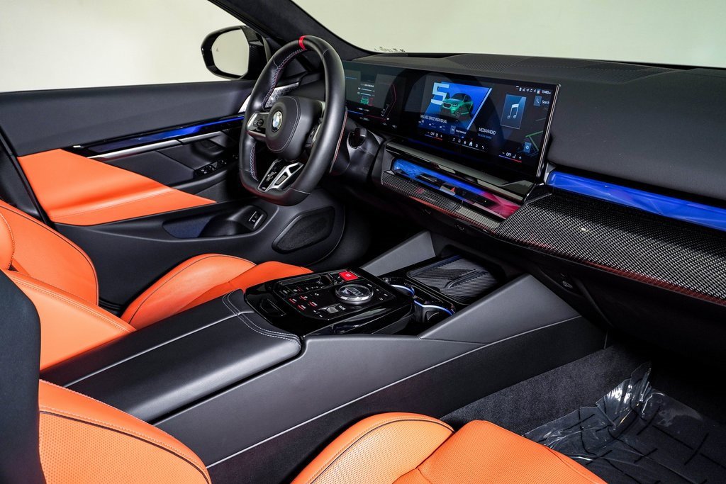 Used 2025 BMW M5 w/ Carbon Package image 16