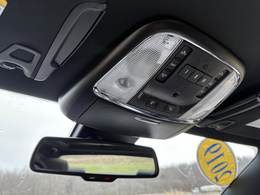 Used 2019 Chrysler 300 C w/ Sun, Sound & Nav Package image 45