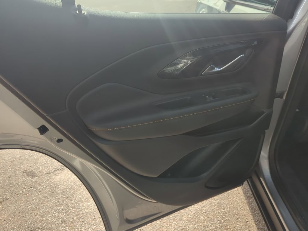 Used 2024 GMC Terrain AT4 w/ Tech Package image 18