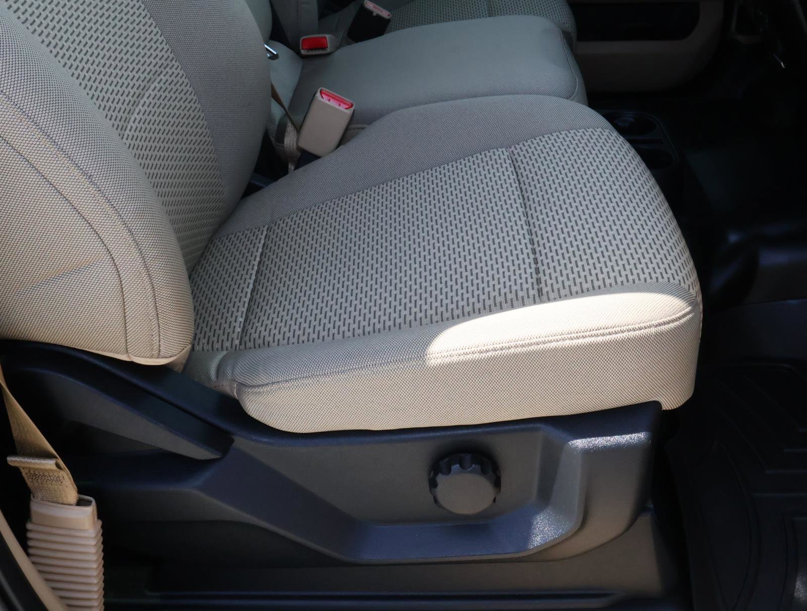 Used 2015 Ford F150 XLT w/ Equipment Group 301A Mid image 19