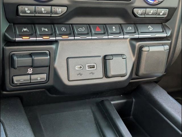 Used 2021 GMC Sierra 1500 AT4 w/ AT4 Premium Package AWD/4WD image 15