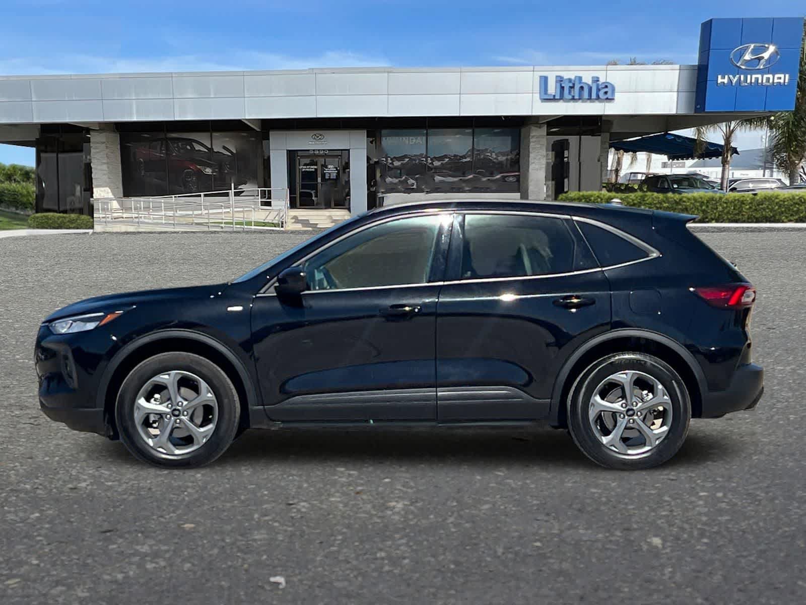 Used 2025 Ford Escape ST-Line Select AWD/4WD image 6