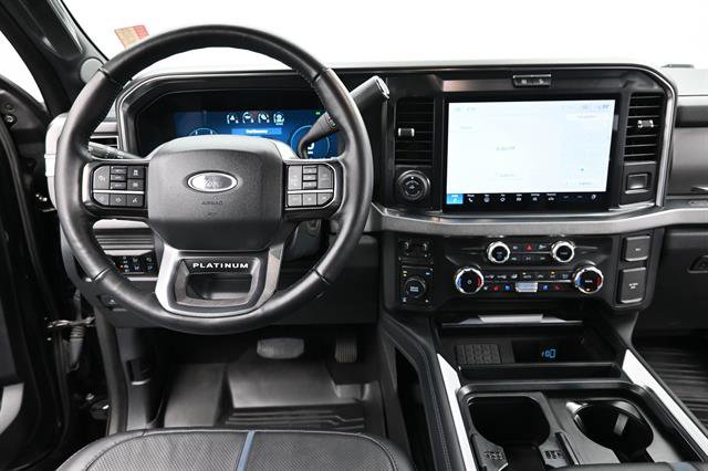 Used 2025 Ford F350 Platinum w/ FX4 Off-Road Package AWD/4WD image 13