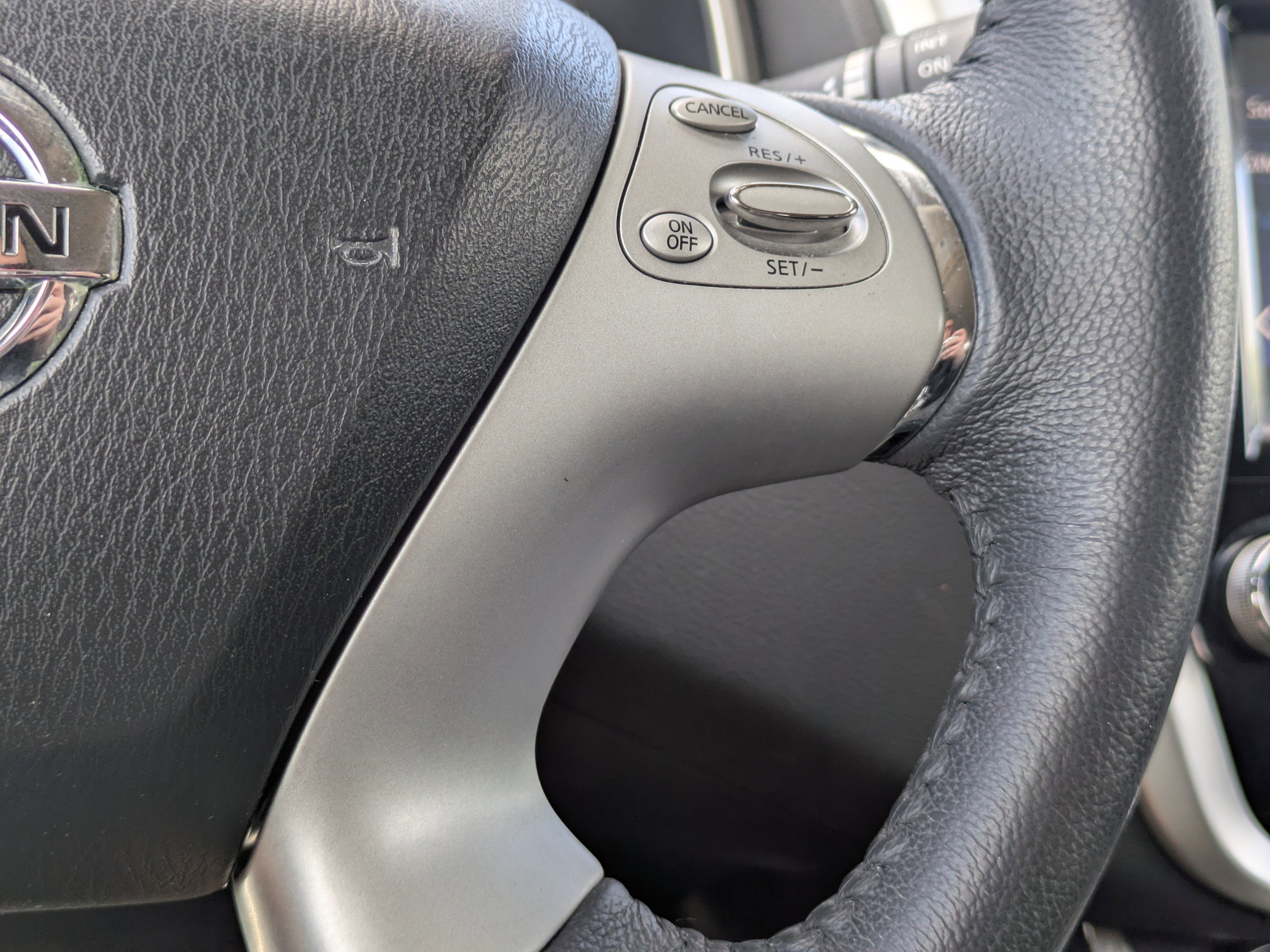 Used 2017 Nissan Murano SV image 27