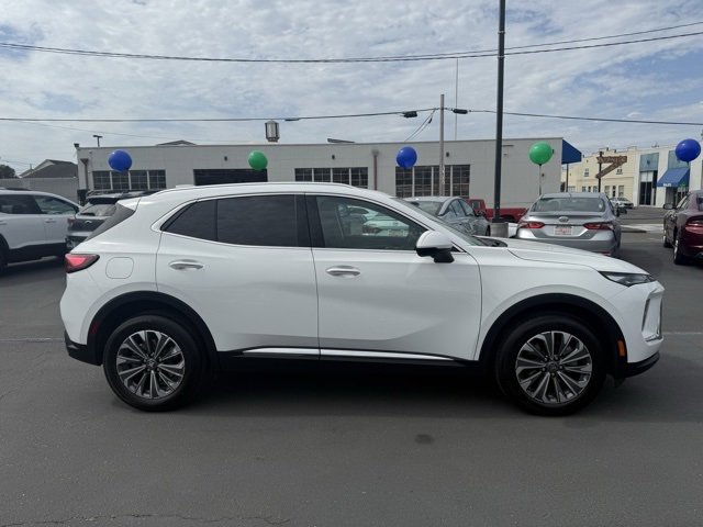 Used 2024 Buick Envision Preferred image 6