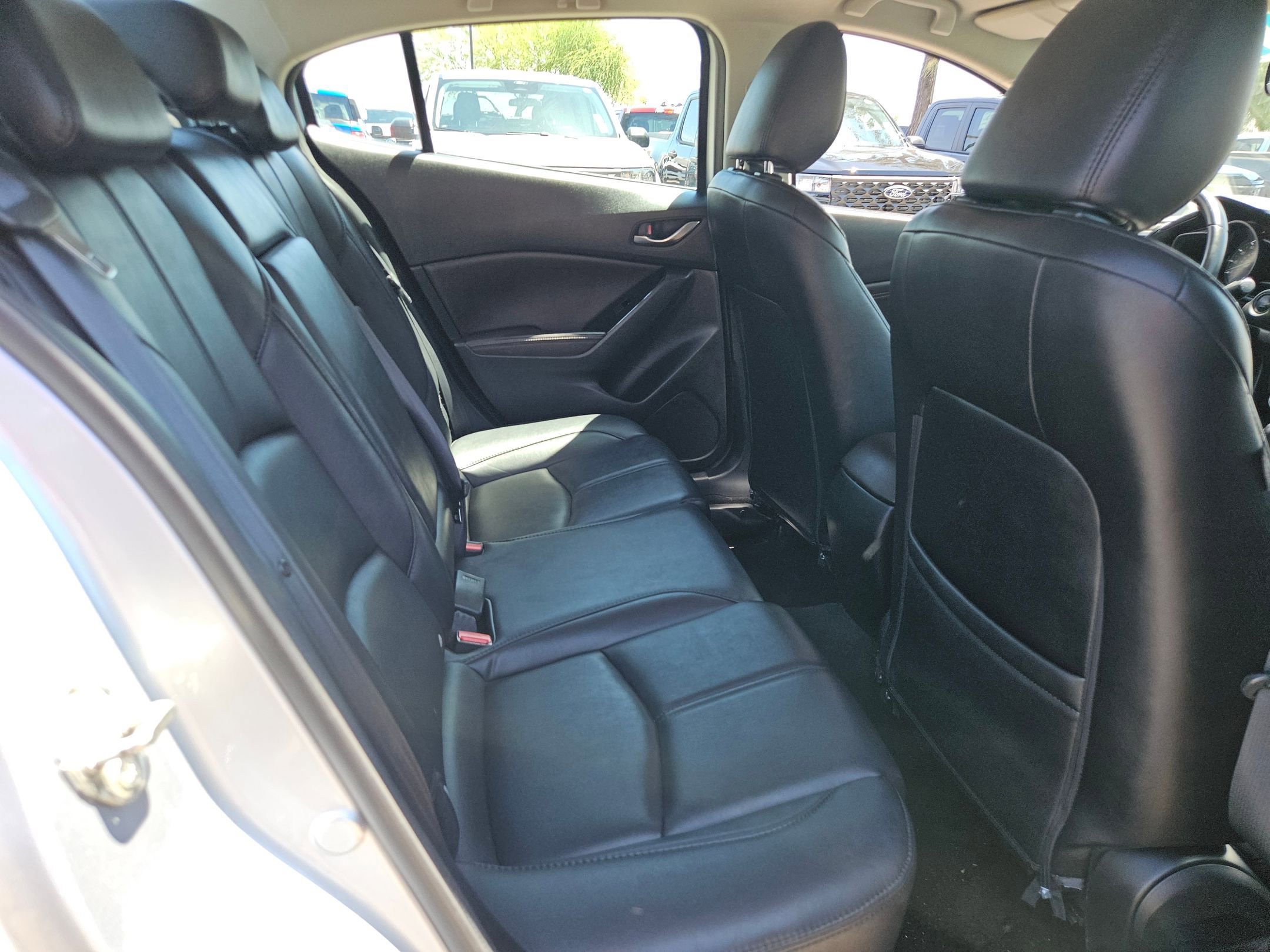 Used 2018 MAZDA MAZDA3 Touring FWD image 24