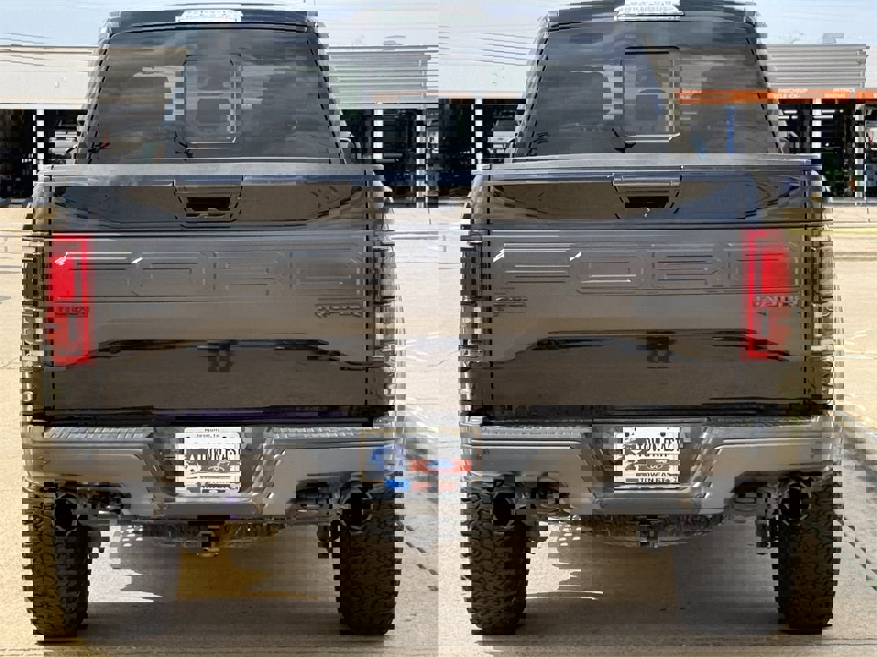 Used 2017 Ford F150 Raptor w/ Equipment Group 802A Luxury image 6