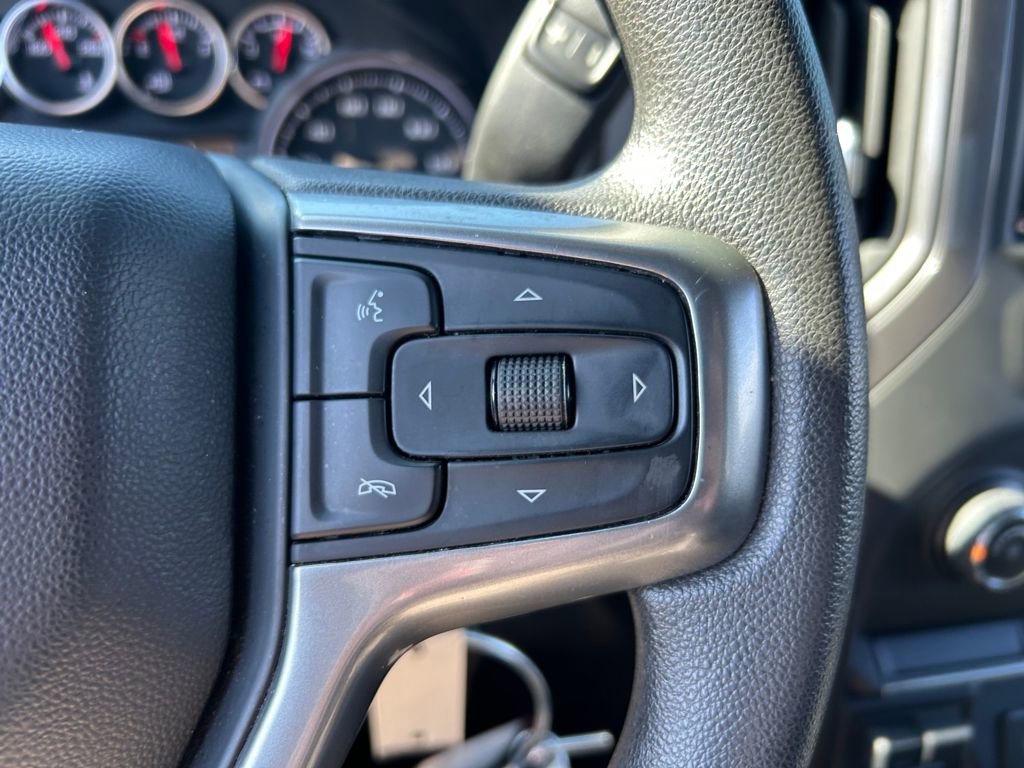 Used 2022 Chevrolet Silverado 2500 Custom w/ Custom Convenience Package image 16