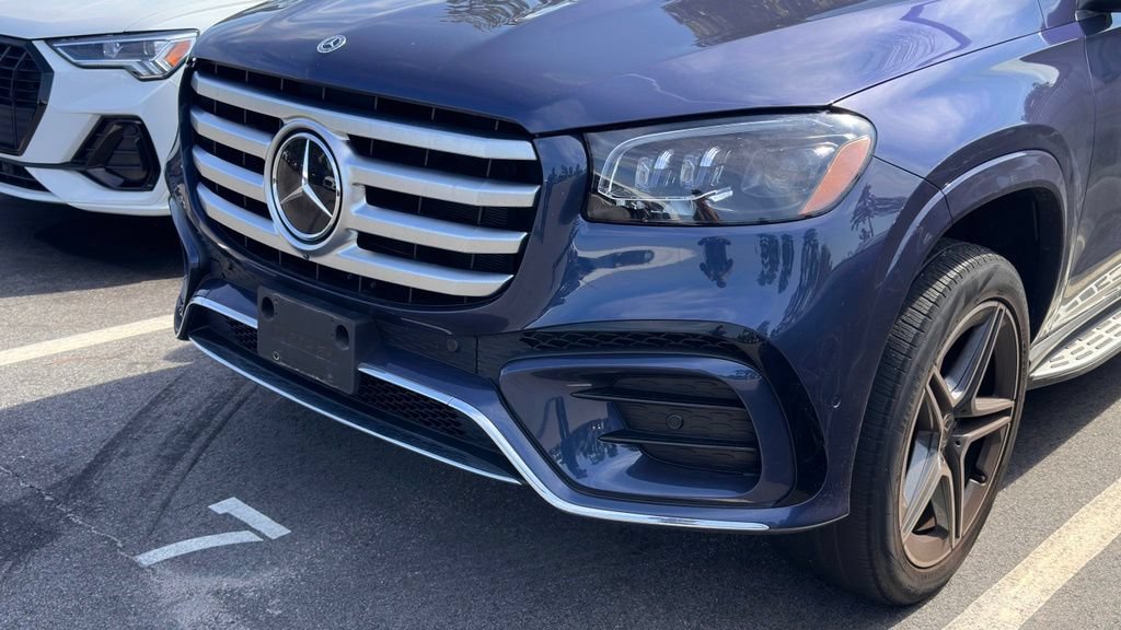 Used 2024 Mercedes-Benz GLS 450 4MATIC image 11