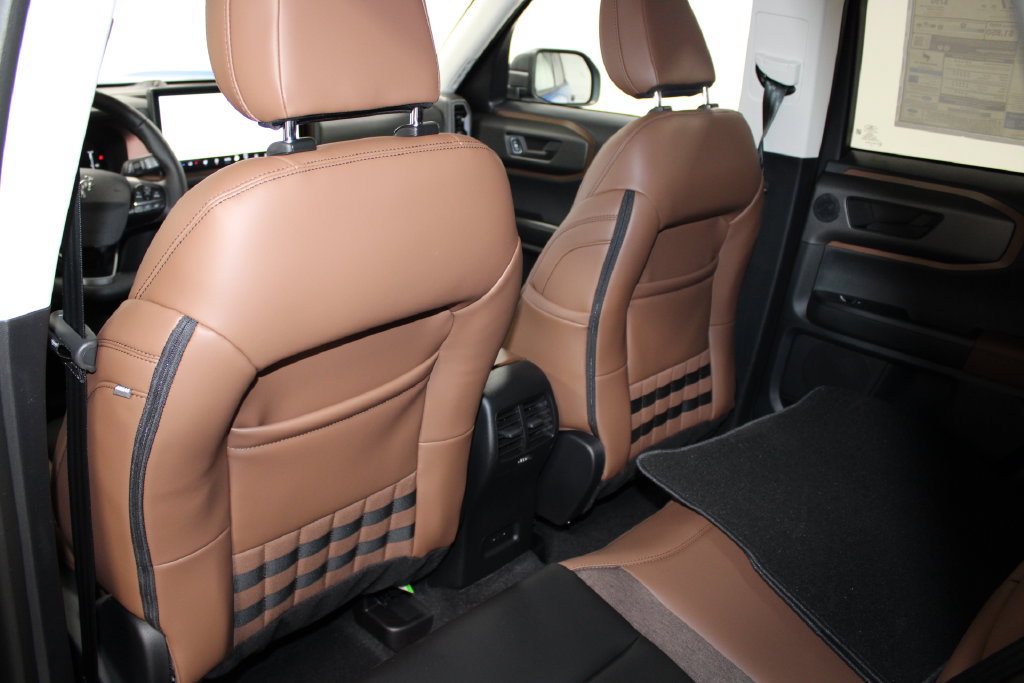 New 2026 Ford Bronco Sport Outer Banks w/ Outer Banks Tech Package+ AWD/4WD image 23