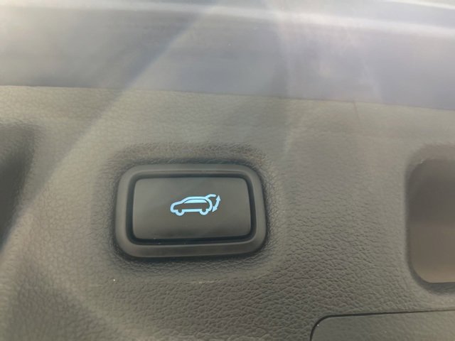 Used 2022 Hyundai Santa Fe SEL w/ Convenience + Premium Package image 19