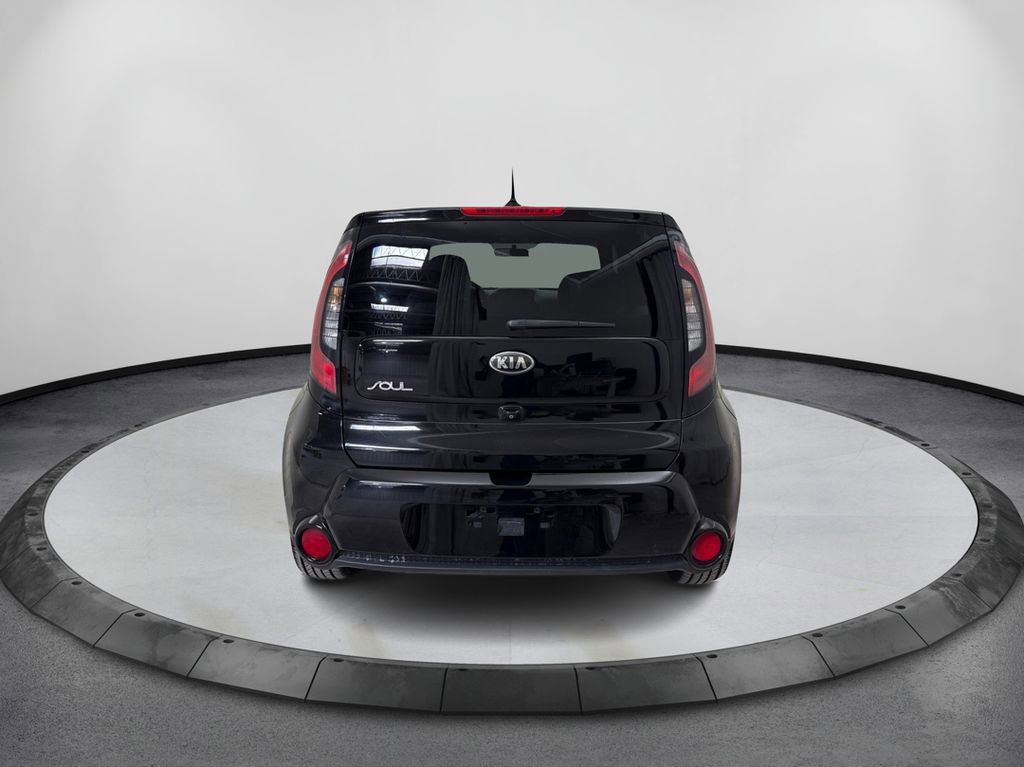 Used 2016 Kia Soul + image 6