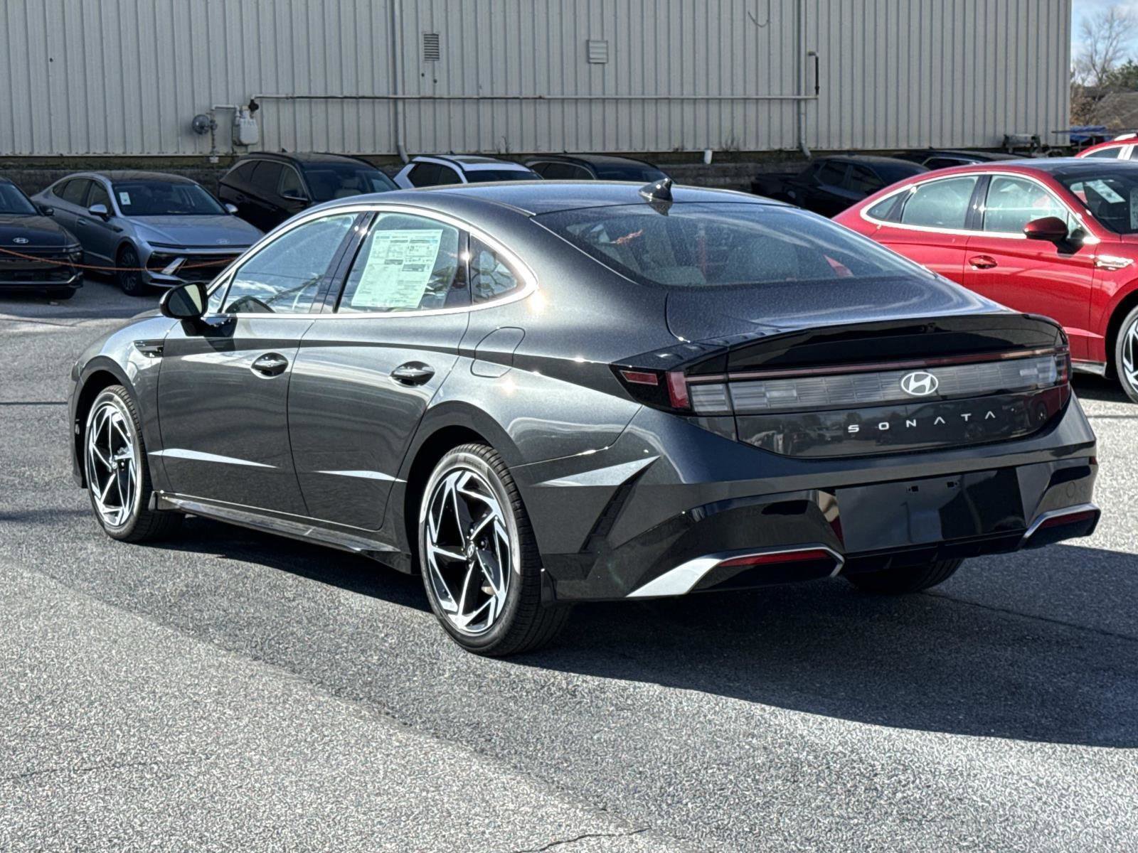 New 2026 Hyundai Sonata SEL FWD image 14
