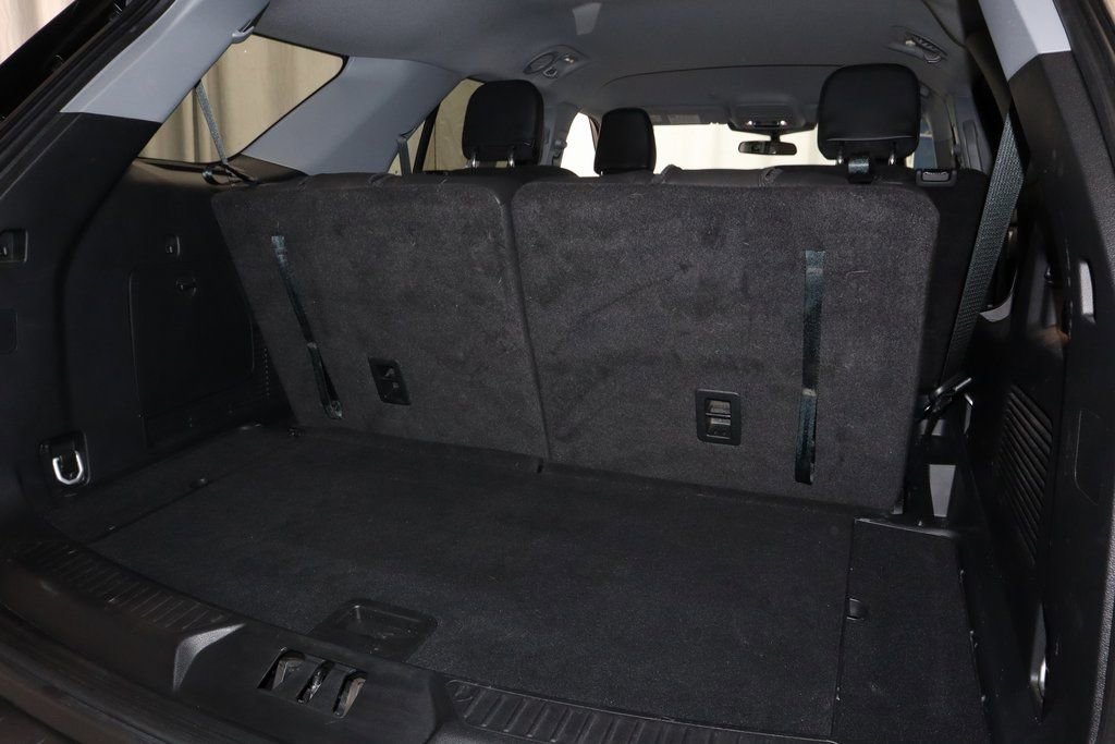 Certified 2023 Ford Explorer XLT w/ Equipment Group 202A image 10