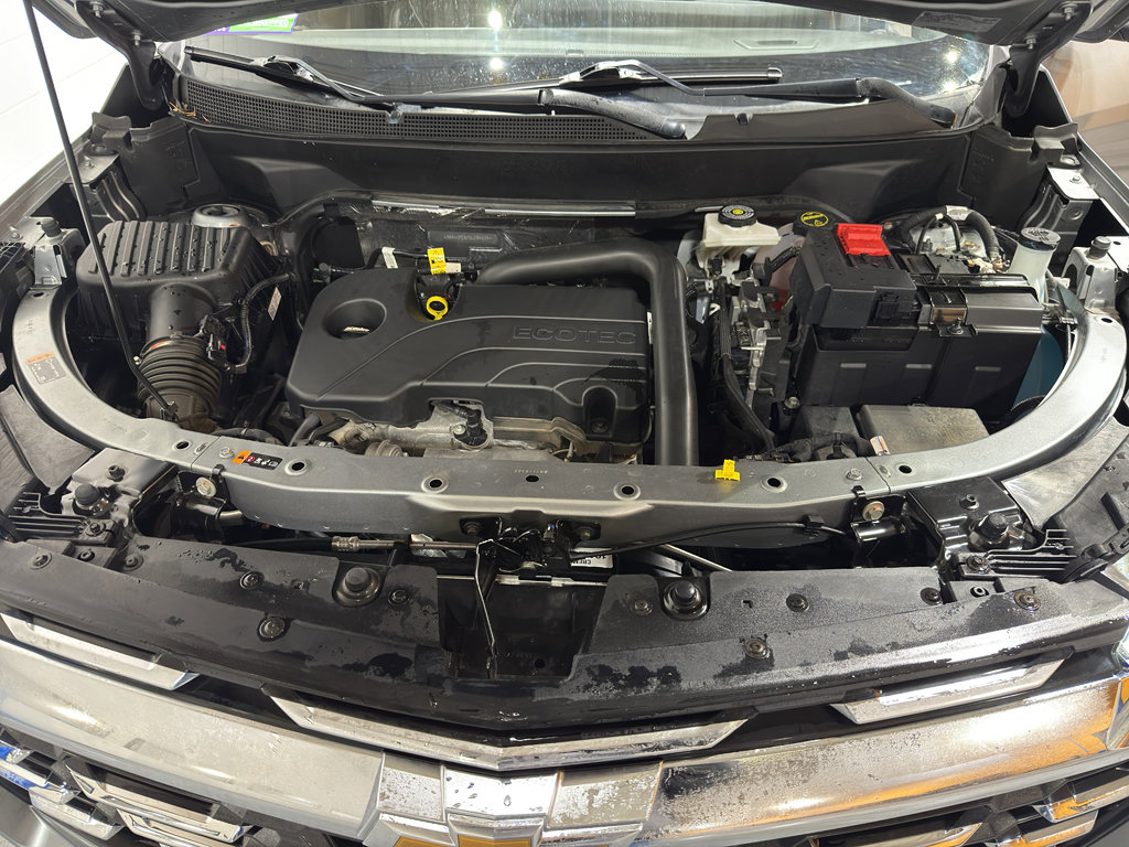 Used 2025 Chevrolet Equinox LT w/ Convenience Package II image 37