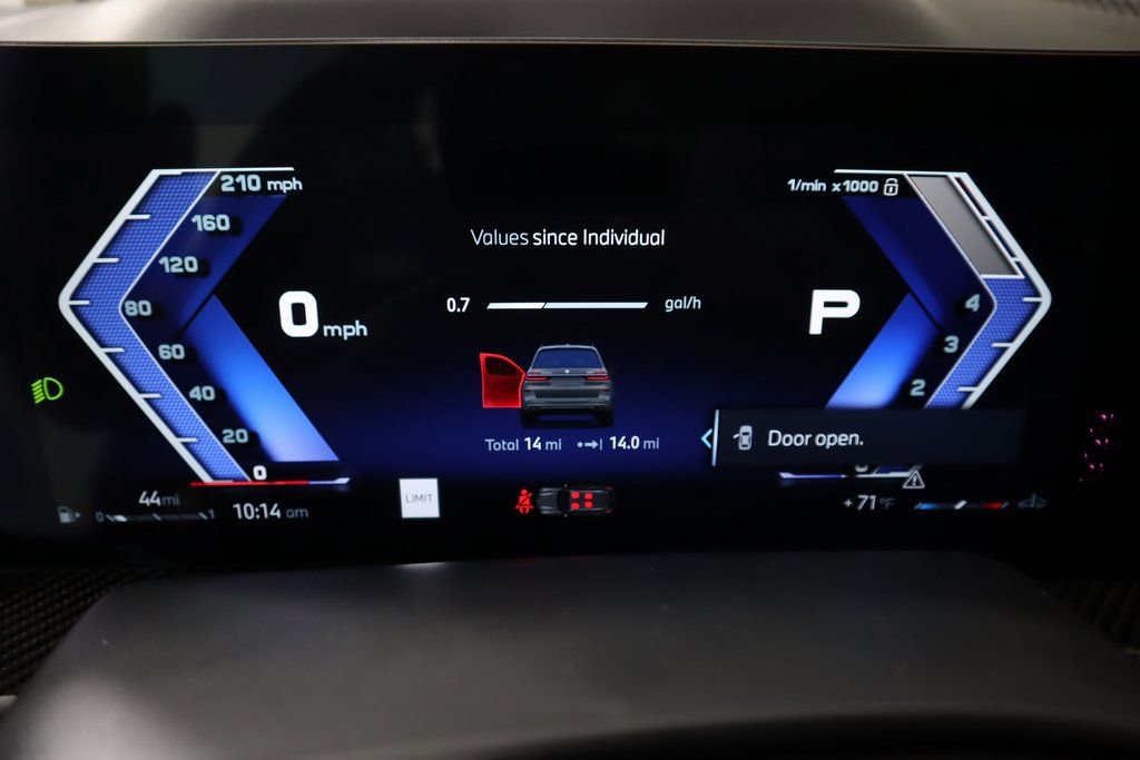 New 2026 BMW ALPINA XB7 image 5