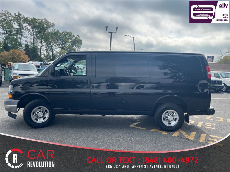 Used 2019 Chevrolet Express 2500 w/ Driver Convenience Package RWD image 4