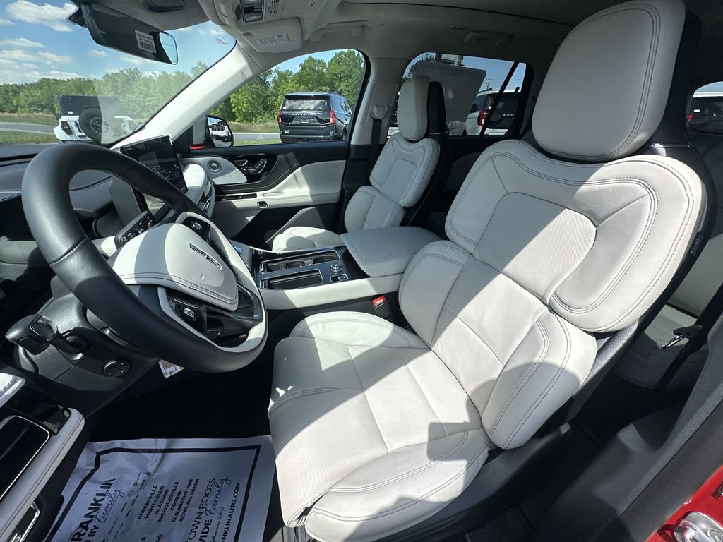 New 2026 Lincoln Aviator Reserve AWD/4WD image 17