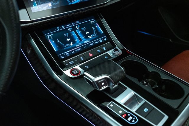 Used 2021 Audi SQ8 Premium Plus w/ SQ8 Black Optic Package image 25