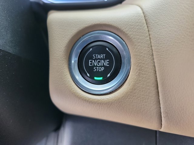 Used 2023 Chevrolet Tahoe Premier w/ Advanced Technology Package RWD image 24