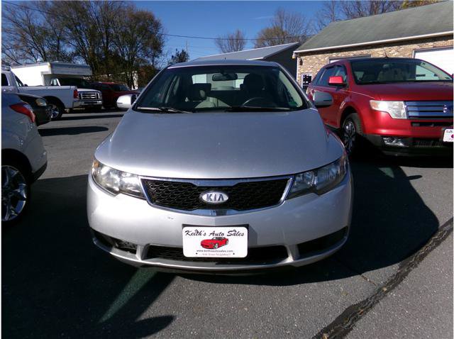 Used 2013 Kia Forte EX image 2