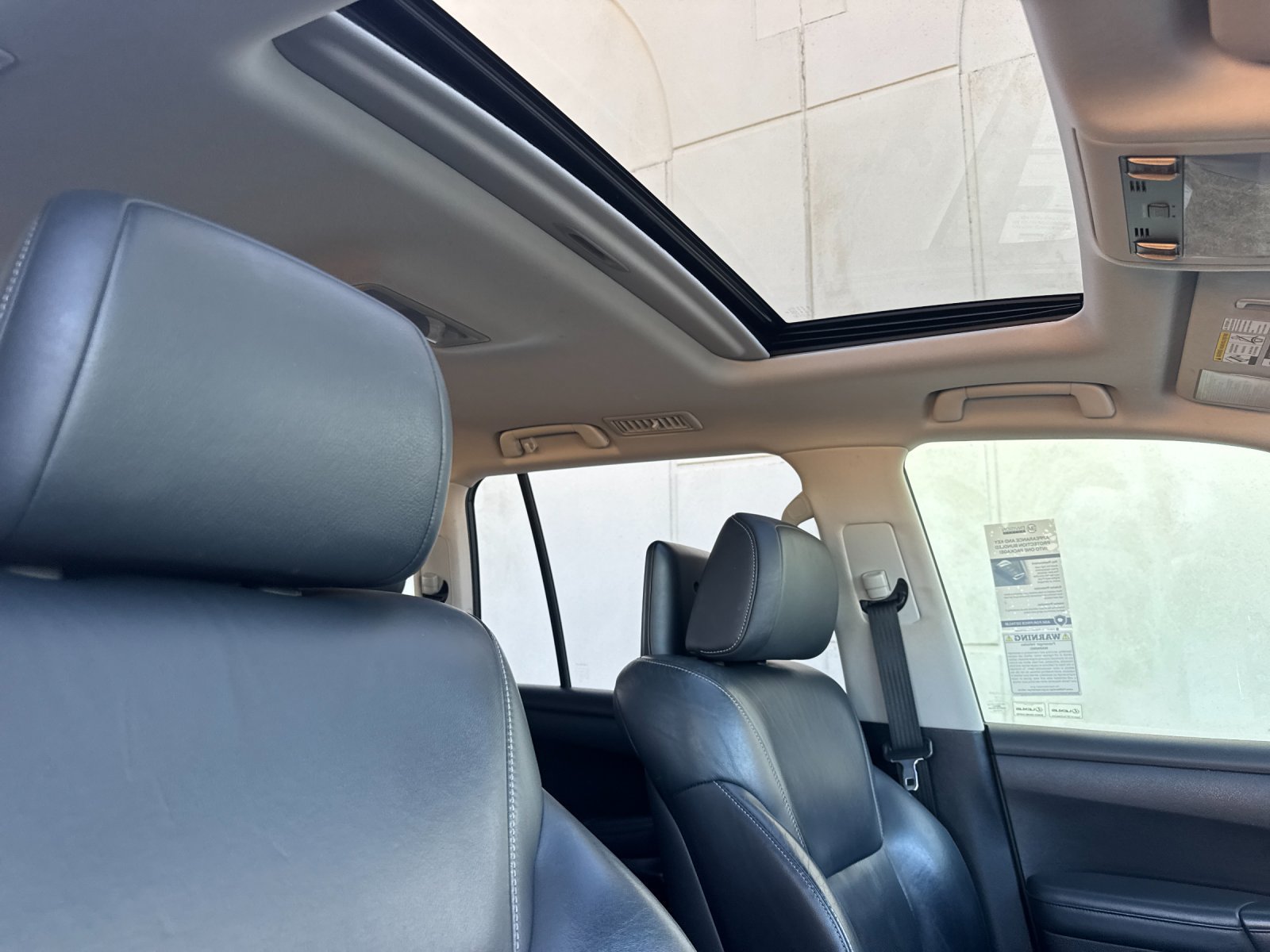Used 2015 Lexus LX 570 4WD image 17
