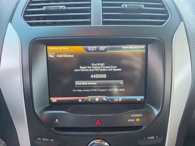Used 2015 Ford Explorer XLT w/ Equipment Group 202A AWD/4WD image 25