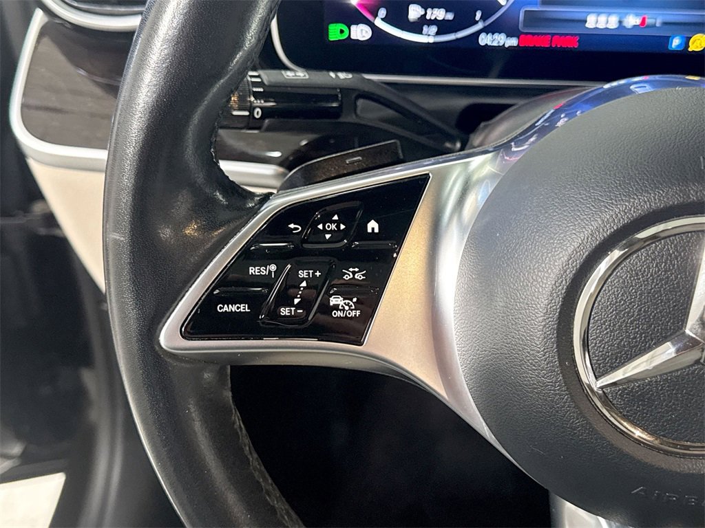 Used 2023 Mercedes-Benz C 300 4MATIC Sedan w/ Exclusive Trim Package image 15