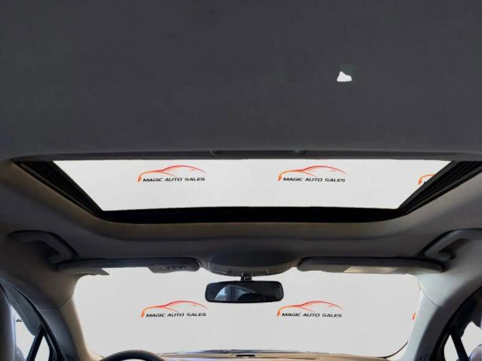 Used 2016 Ford Fusion SE w/ Equipment Group 202A image 28