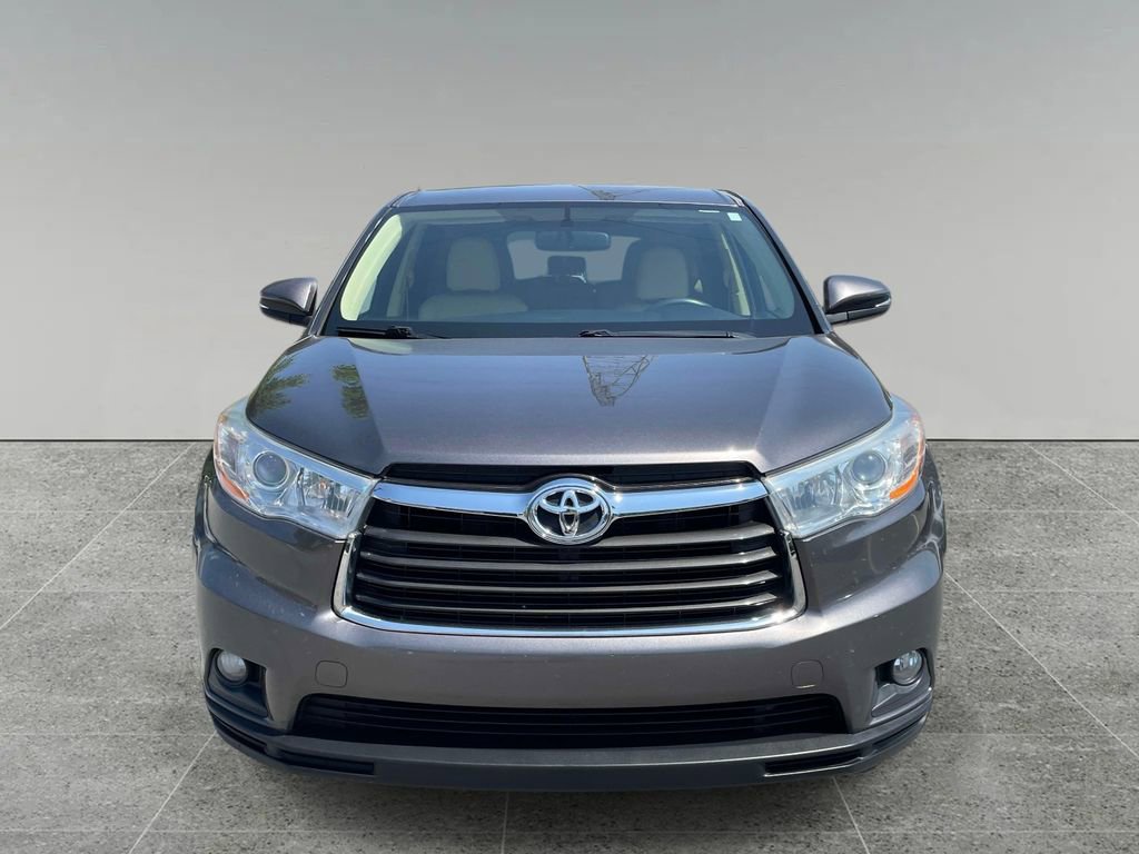 Used 2014 Toyota Highlander Plus AWD/4WD image 8