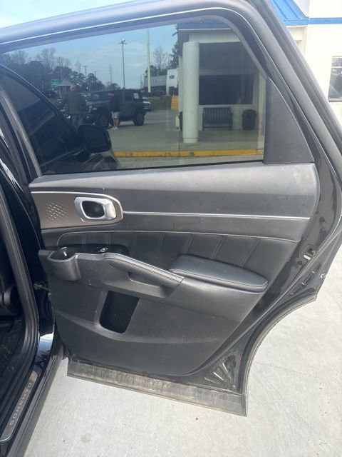 Used 2021 Kia Sorento SX image 19