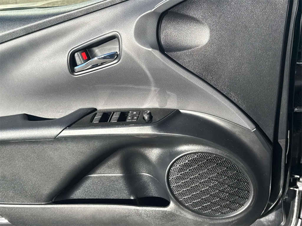 Certified 2020 Toyota Prius L Eco image 25
