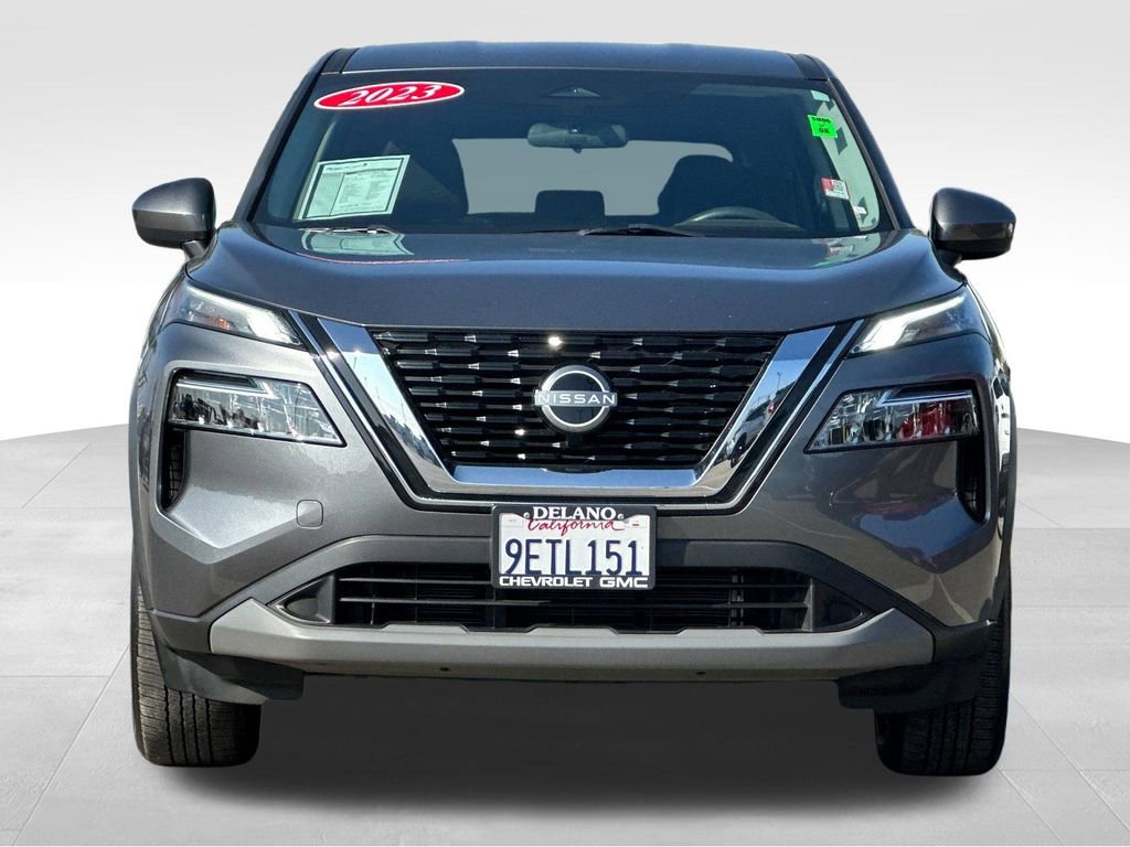 Used 2023 Nissan Rogue SV image 8