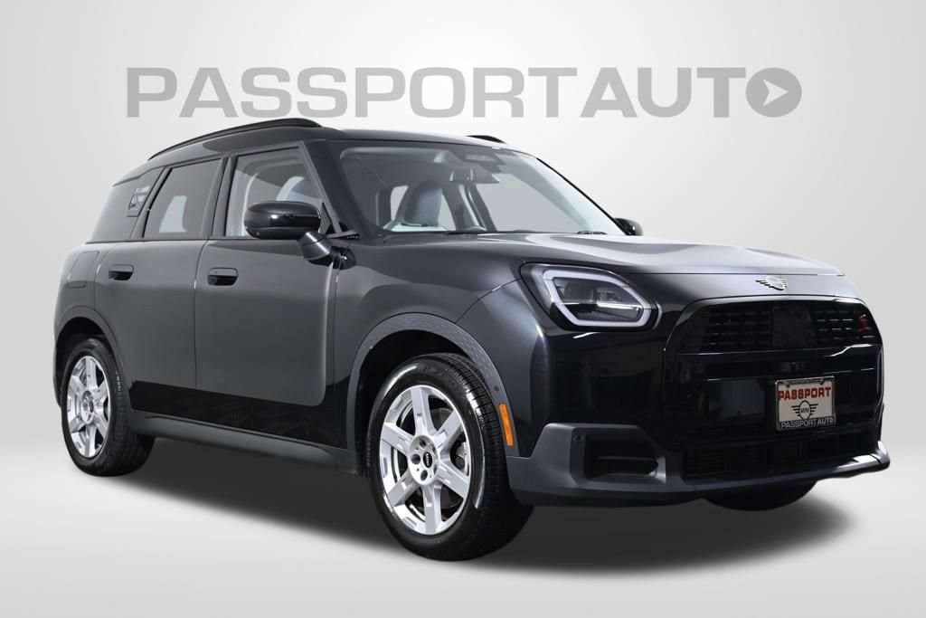 Used 2025 MINI Cooper Countryman S w/ Comfort Package Max AWD/4WD image 3