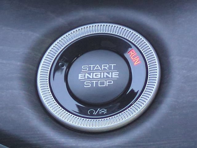 New 2025 Jeep Grand Cherokee L Limited w/ Luxury Tech Group II AWD/4WD image 21
