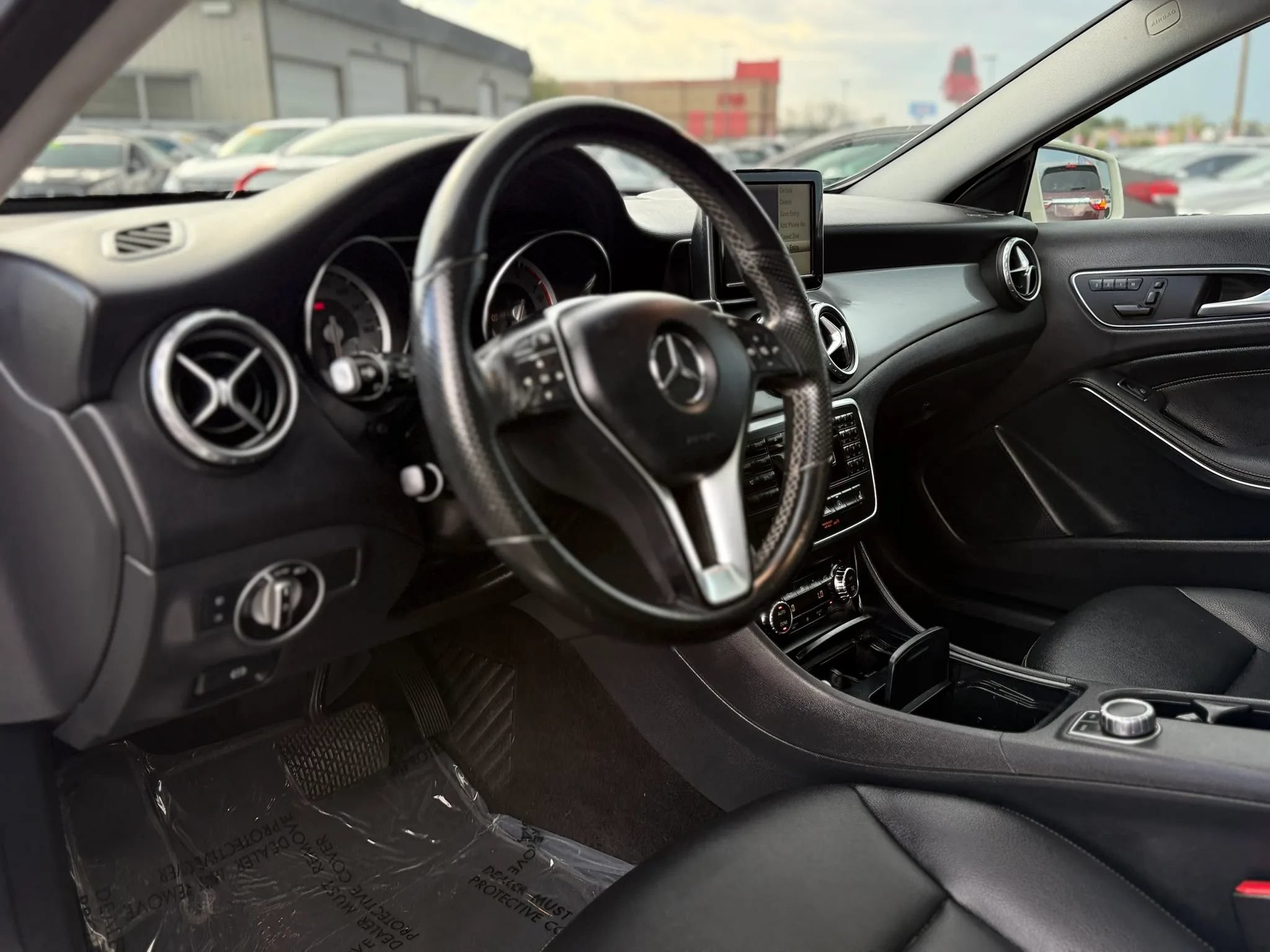 Used 2015 Mercedes-Benz GLA 250 image 17