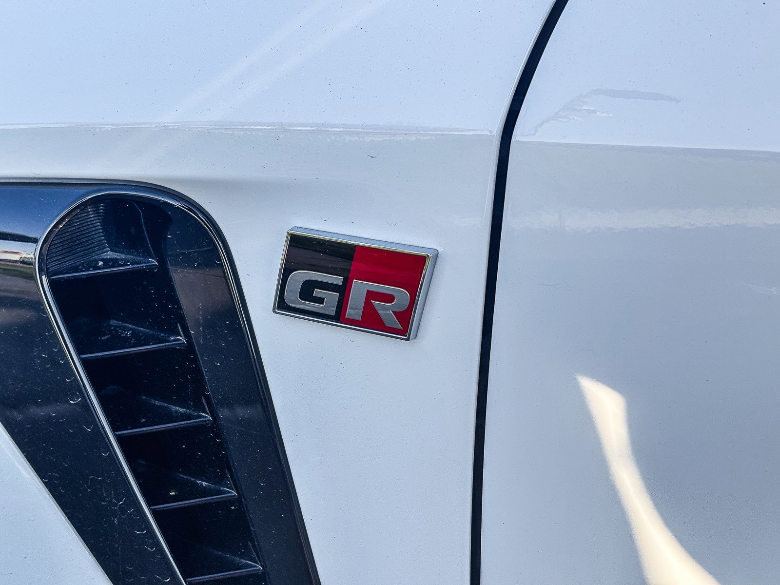 Used 2024 Toyota Corolla Core w/ Performance Package image 12