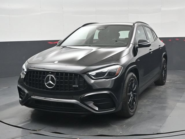 Used 2025 Mercedes-Benz GLA 35 AMG 4MATIC image 37