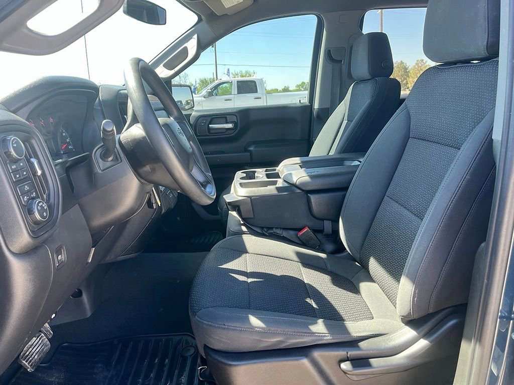 Used 2021 Chevrolet Silverado 1500 Custom Trail Boss w/ LPO, Dark Essentials Package image 12