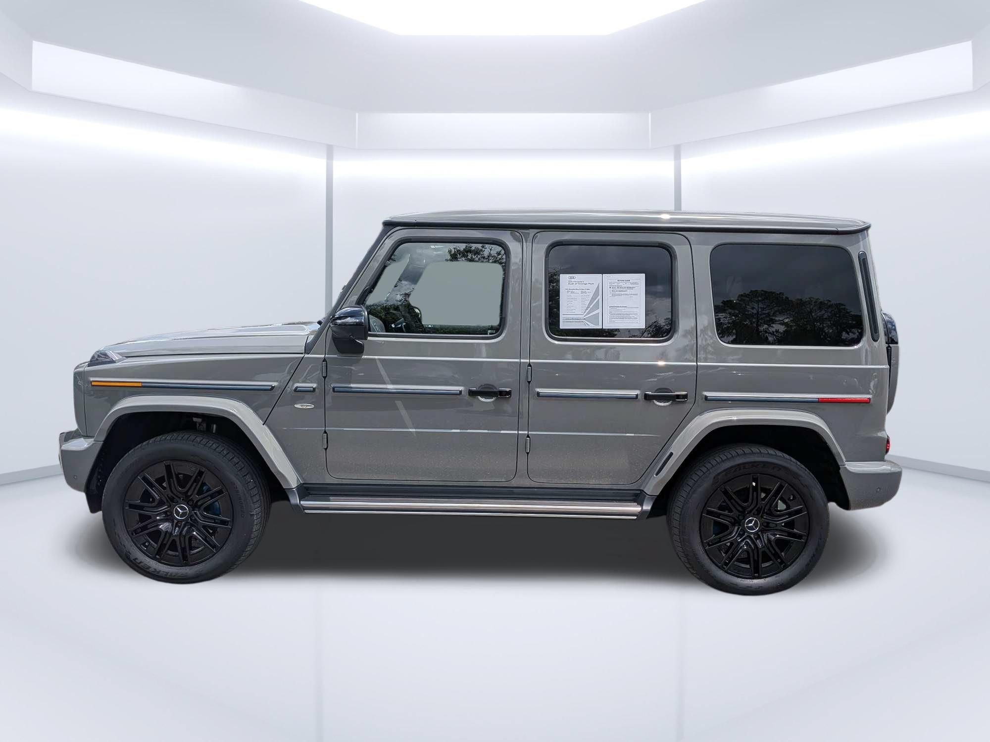 Used 2025 Mercedes-Benz G 580 w/ EQ Technology image 6