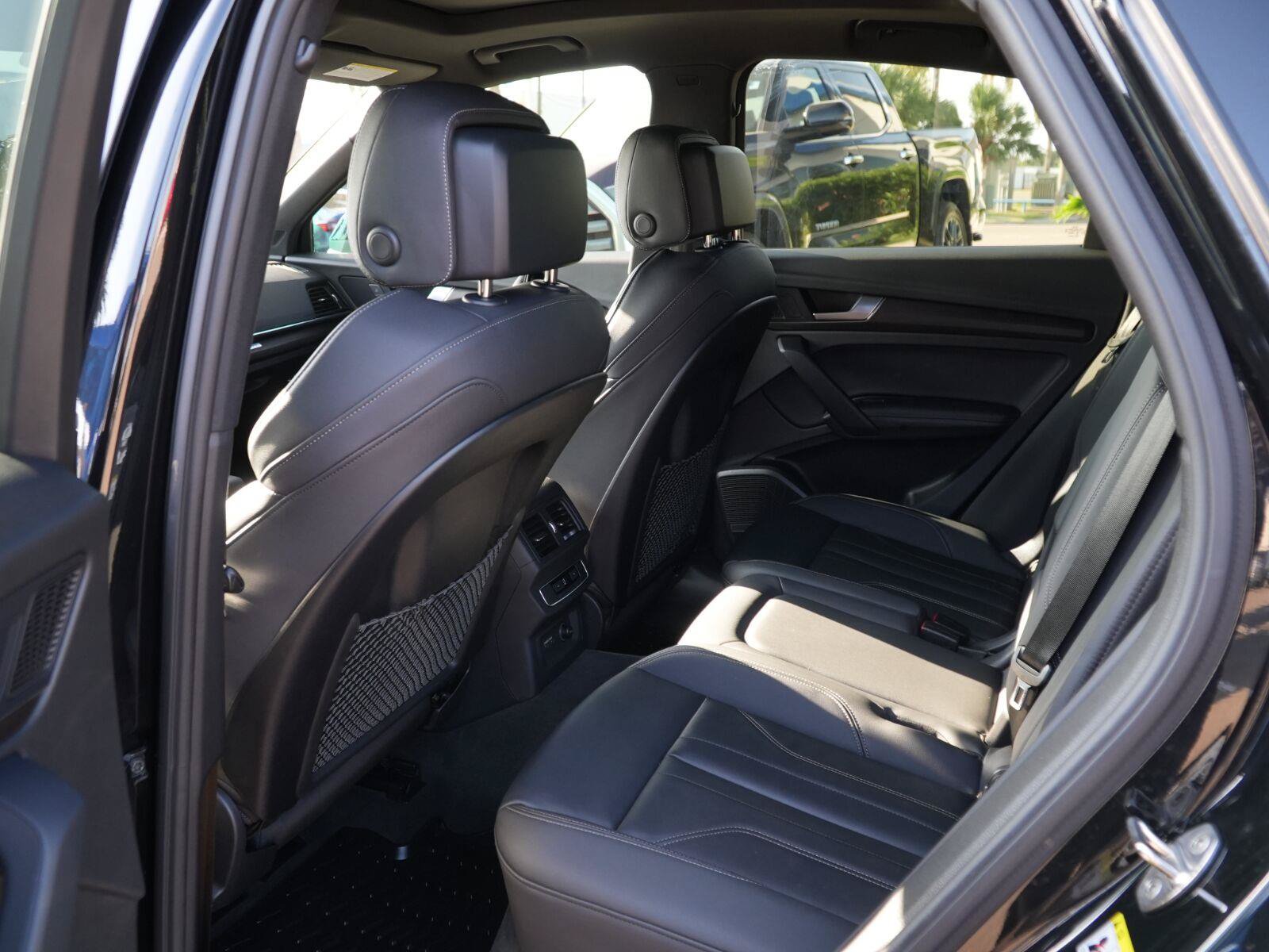 Used 2023 Audi Q5 2.0T Premium Plus w/ Premium Plus Package AWD/4WD image 20