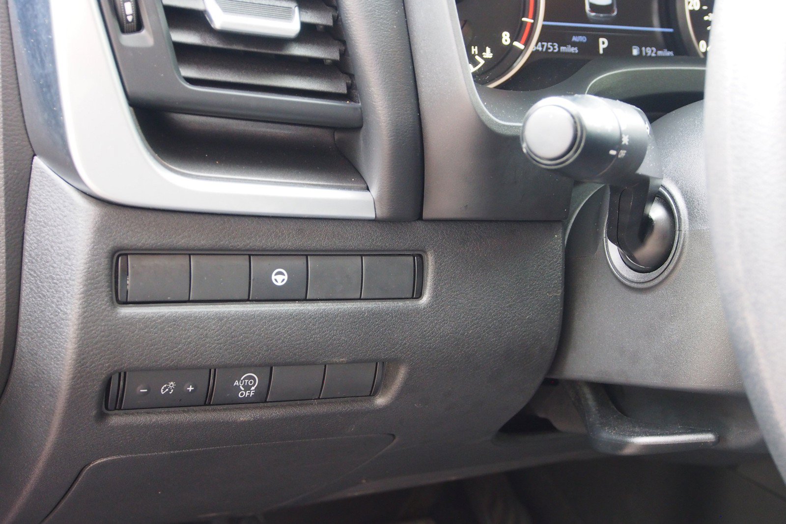 Used 2023 Nissan Rogue SV AWD/4WD image 21