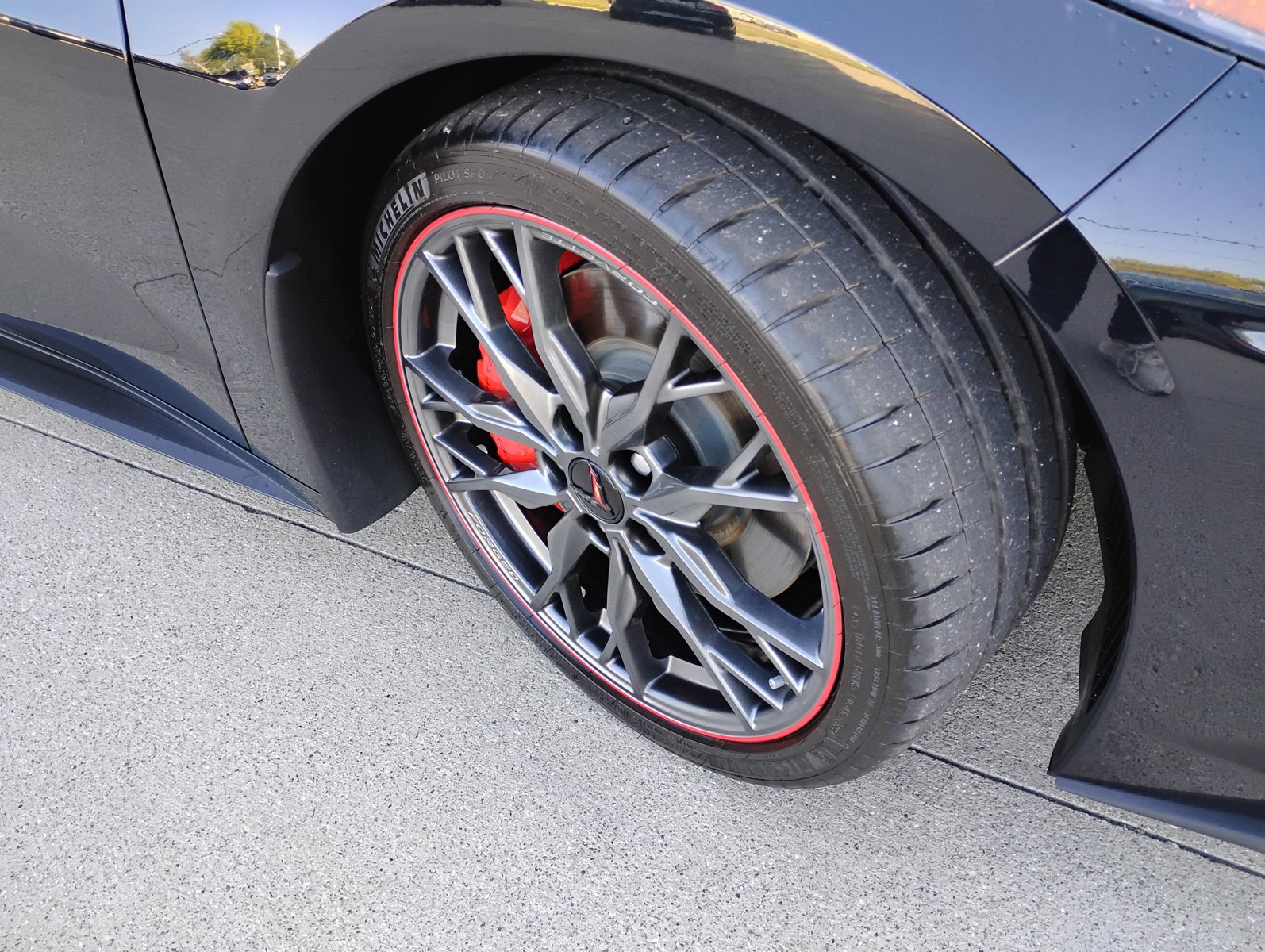 Used 2025 Chevrolet Corvette Stingray Premium Cpe w/ Z51 Performance Package image 30