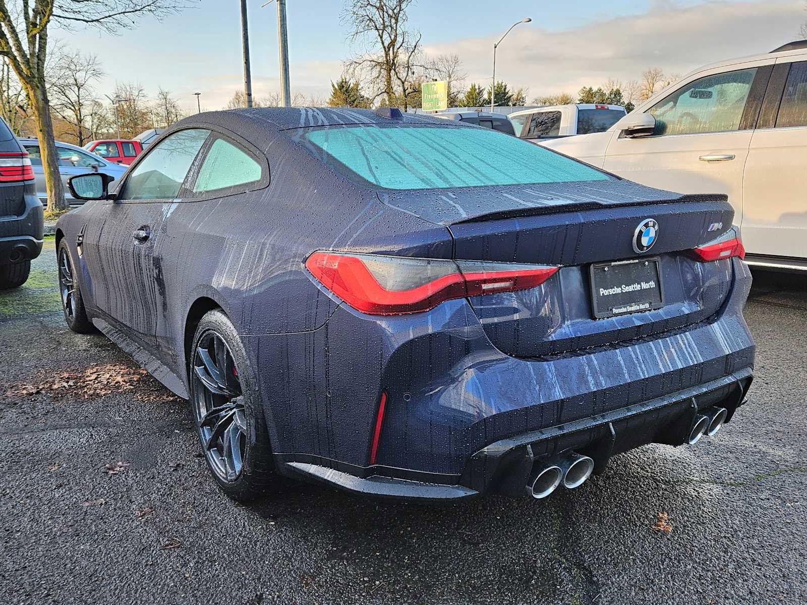 Used 2024 BMW M4 Coupe w/ Executive Package image 8