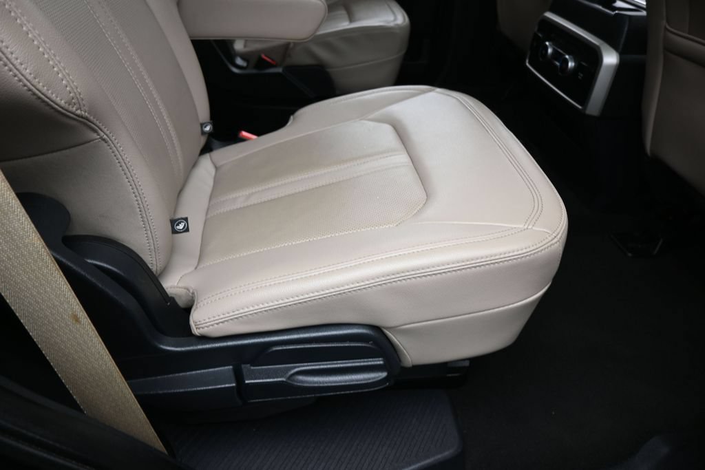 Used 2024 Ford Expedition Limited RWD image 43