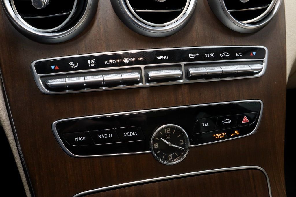 Used 2021 Mercedes-Benz C 300 4MATIC Sedan image 35