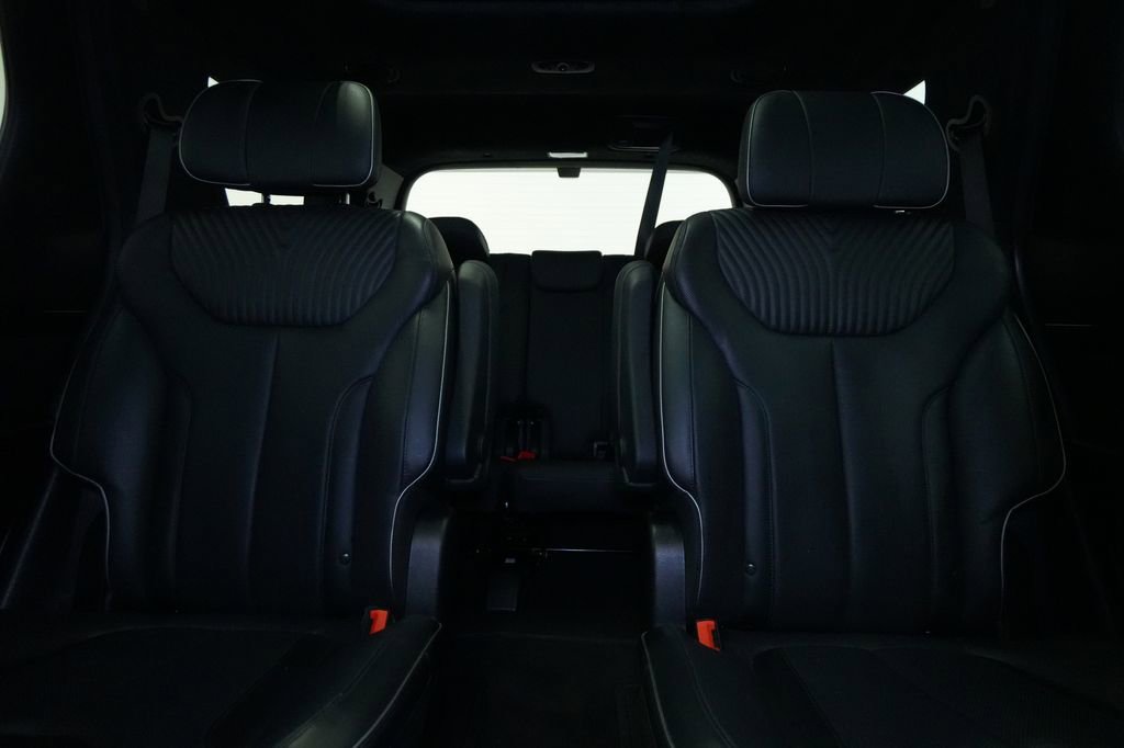 Used 2024 Hyundai Palisade Calligraphy image 19